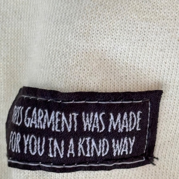 Sweatshirt Love Your Earth Size Medium Yellow - Picture 4 of 4